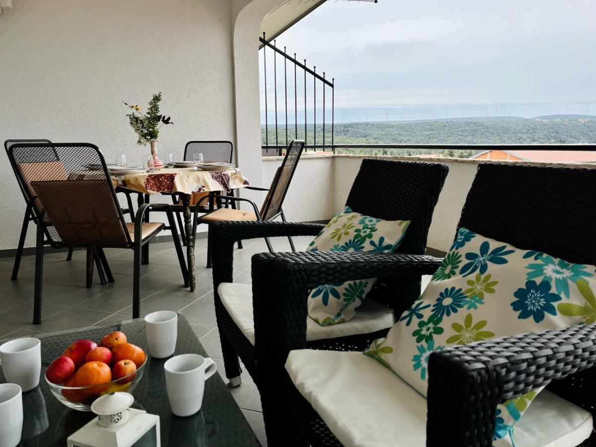 Apartments Stela Gornji Karin Ngoại thất bức ảnh